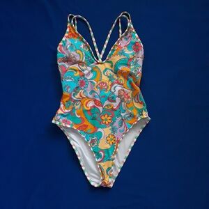 CUPSHE. One Piece Swimwear.